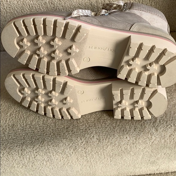 BRAND NEW SOLE/SOCIETY Suede-Like Boots - Picture 3 of 7